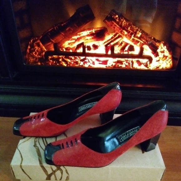Spanish leather collection shoes - Picture 1 of 3